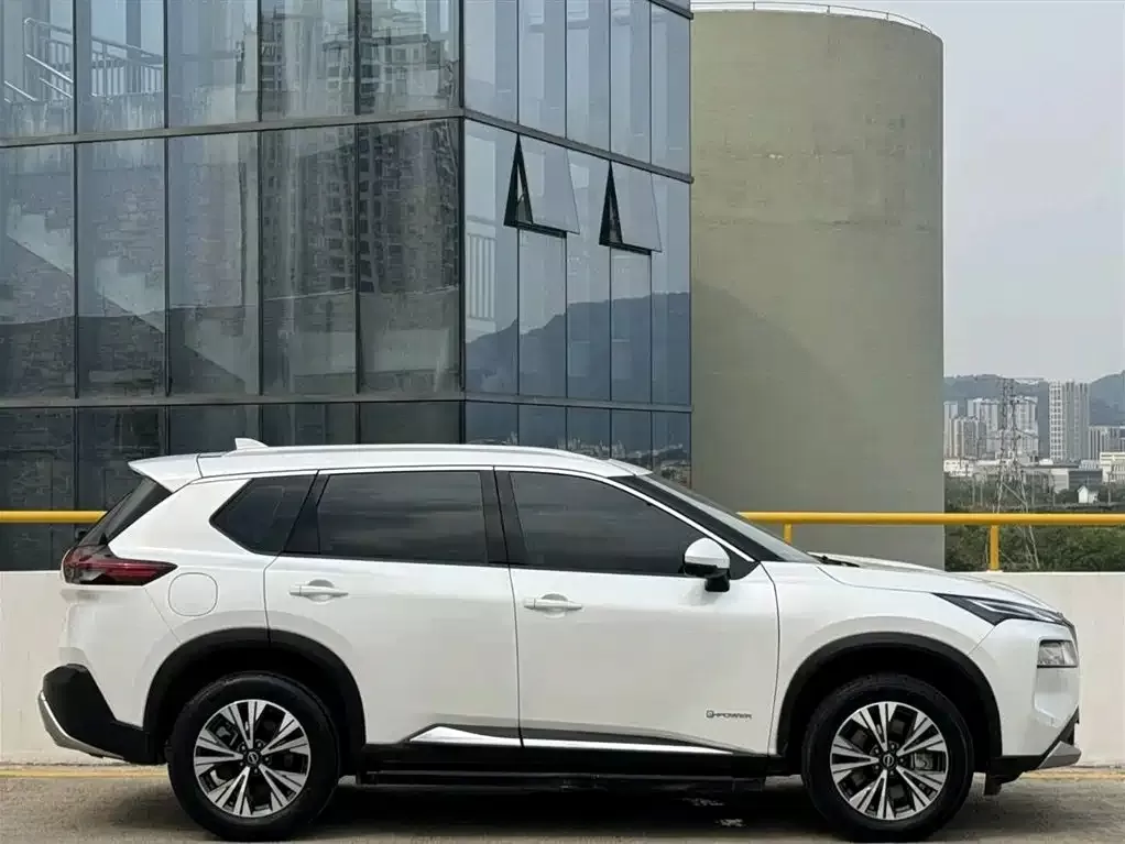 Nissan X-Trail 2023 e-POWER Super Hybrid Dual Motor AWD Édition Luxe d'occasion
