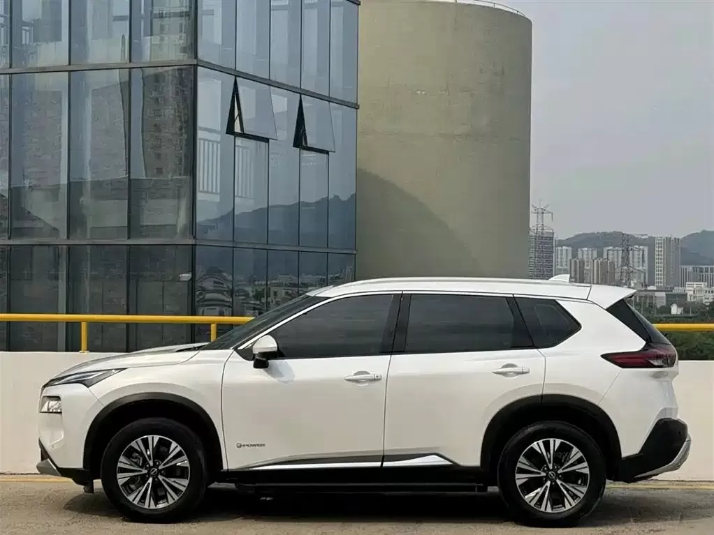 Nissan X-Trail 2023 e-POWER Super Hybrid Dual Motor AWD Édition Luxe d'occasion