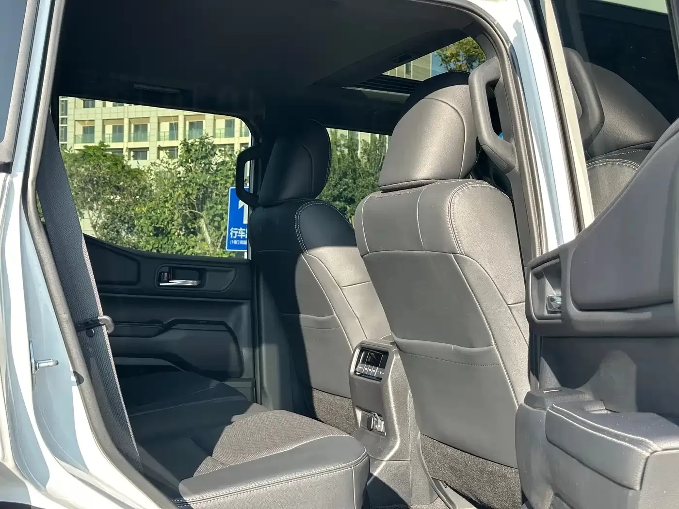 Toyota Prado 2024 2.4T All-Terrain TX Edition 5 places d'occasion